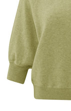 Lade das Bild in den Galerie-Viewer, Sweater with round neck and half long raglan sleeves
