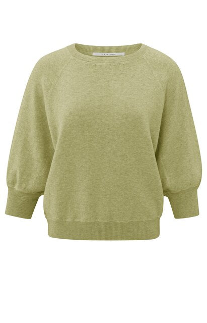 Sweater with round neck and half long raglan sleeves