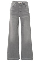 Lade das Bild in den Galerie-Viewer, Extra wide leg denim - length 32
