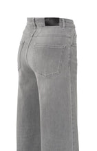 Lade das Bild in den Galerie-Viewer, Extra wide leg denim - length 32
