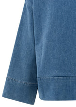 Lade das Bild in den Galerie-Viewer, Denim jacket w. pocket
